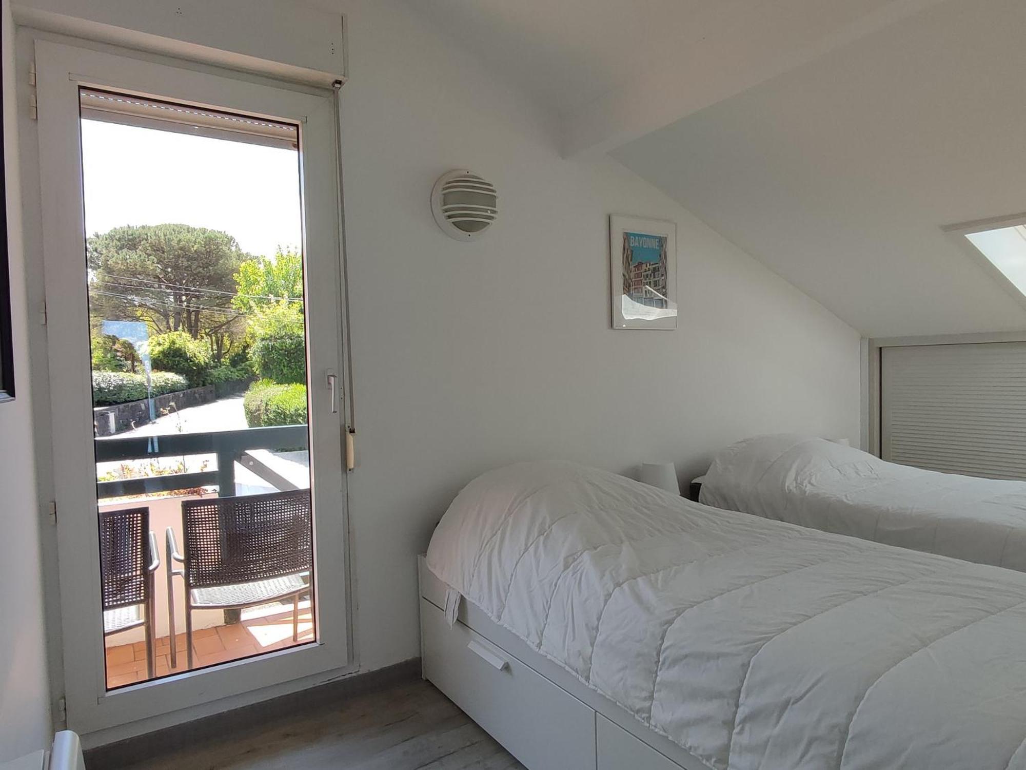Appartement T4 Hendaye A Deux Pas De La Plage Avec Parking Prive - Fr-1-239-666 ภายนอก รูปภาพ